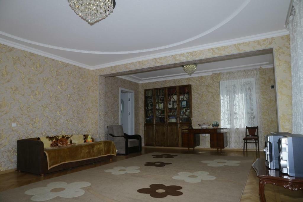 Nana'S Apartment Kutaisi Luaran gambar